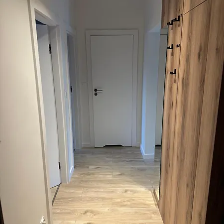 Charming Boulevard شقة غدينيا